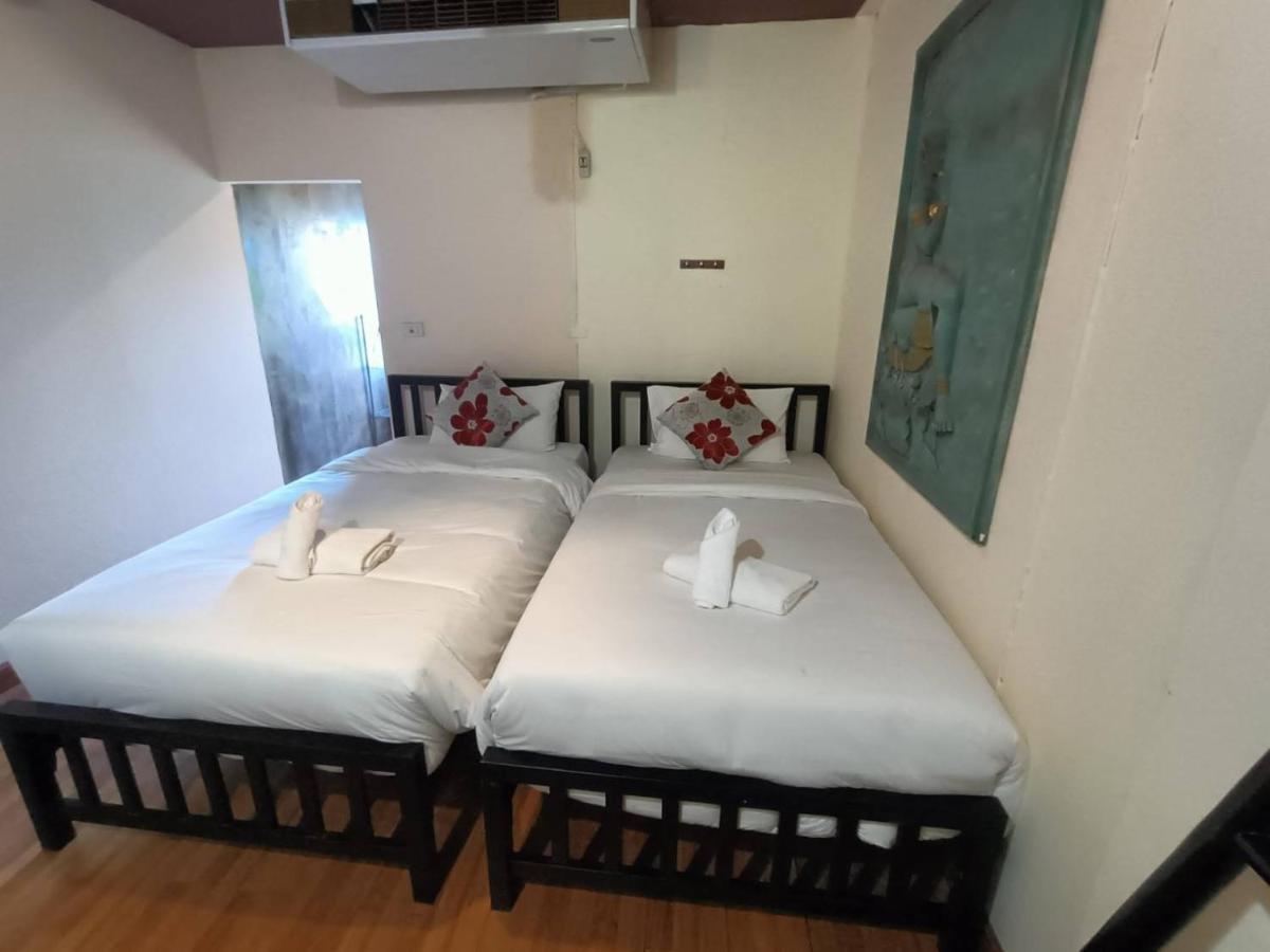 Soft Night Barzaar Hostel Chiang Mai Exterior foto