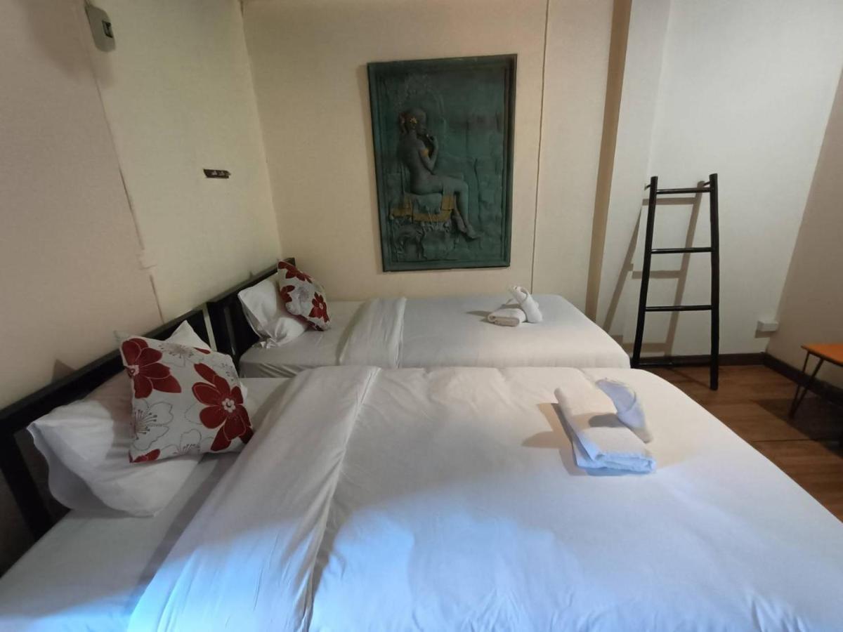 Soft Night Barzaar Hostel Chiang Mai Exterior foto
