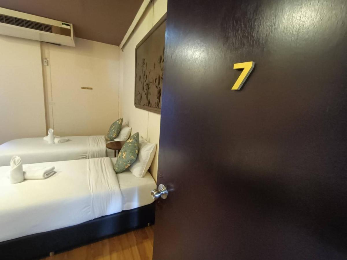 Soft Night Barzaar Hostel Chiang Mai Exterior foto