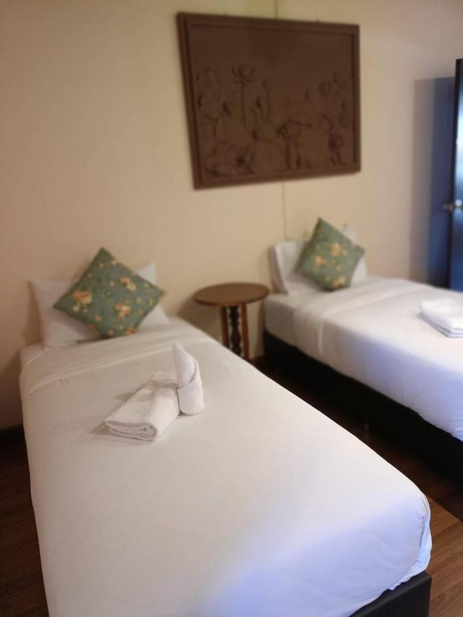 Soft Night Barzaar Hostel Chiang Mai Exterior foto