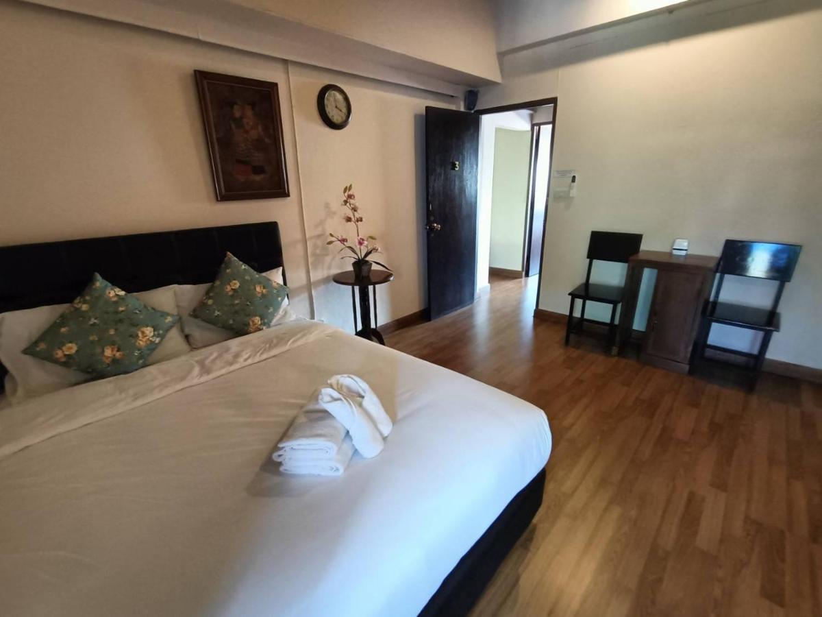 Soft Night Barzaar Hostel Chiang Mai Exterior foto
